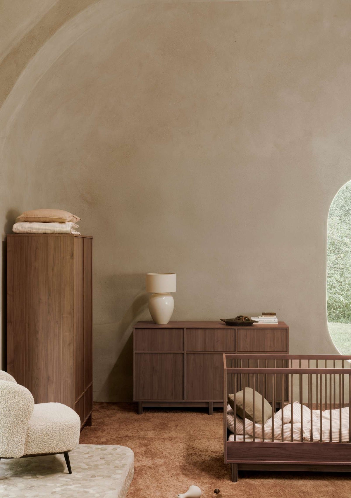 Quax Möbelserie 'Kyo' Walnut – Schrank, Kommode XL, Bett